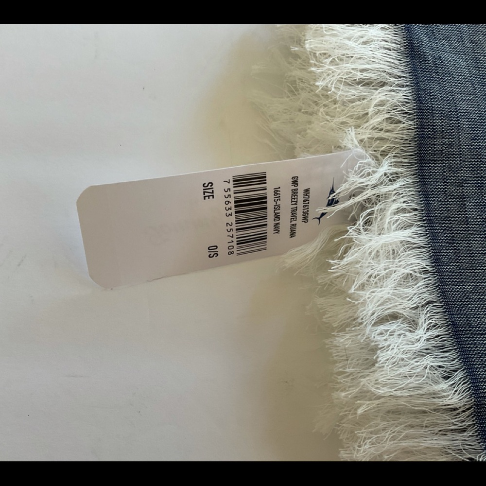 Tommy Bahama Breezy Travel Ruana, new with tag. - Picture 7 of 7